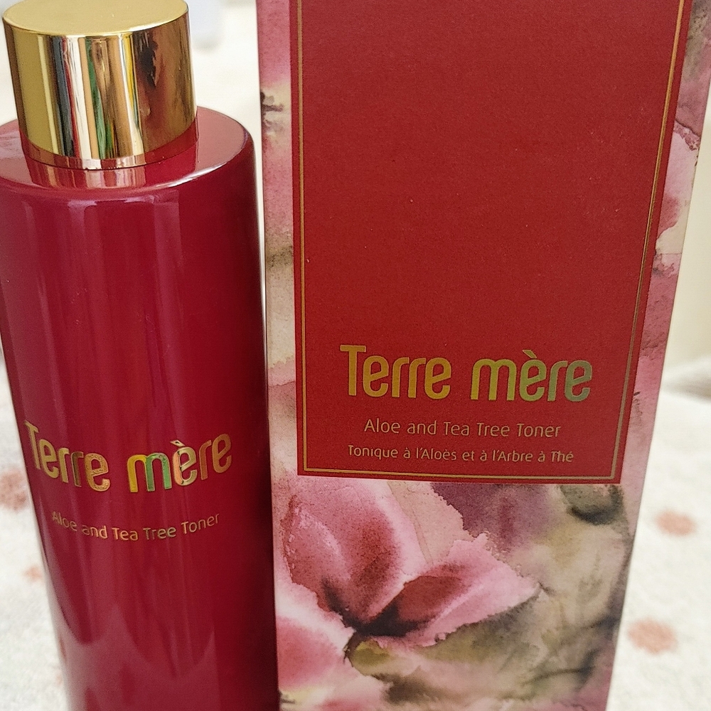 Terre mere anti-aging face toner
